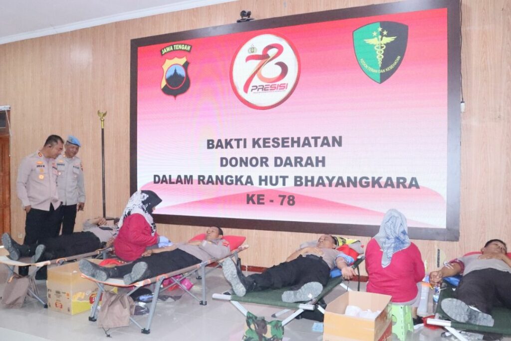 Hari Bhayangkara ke-78, Polres Blora dan PMI Gelar Donor Darah untuk Kemanusiaan