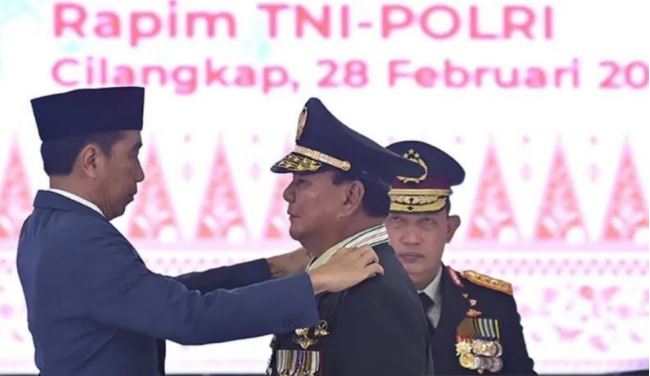 Prabowo Dijadwalkan Terima Bintang Bhayangkara dari Polri Kamis Siang