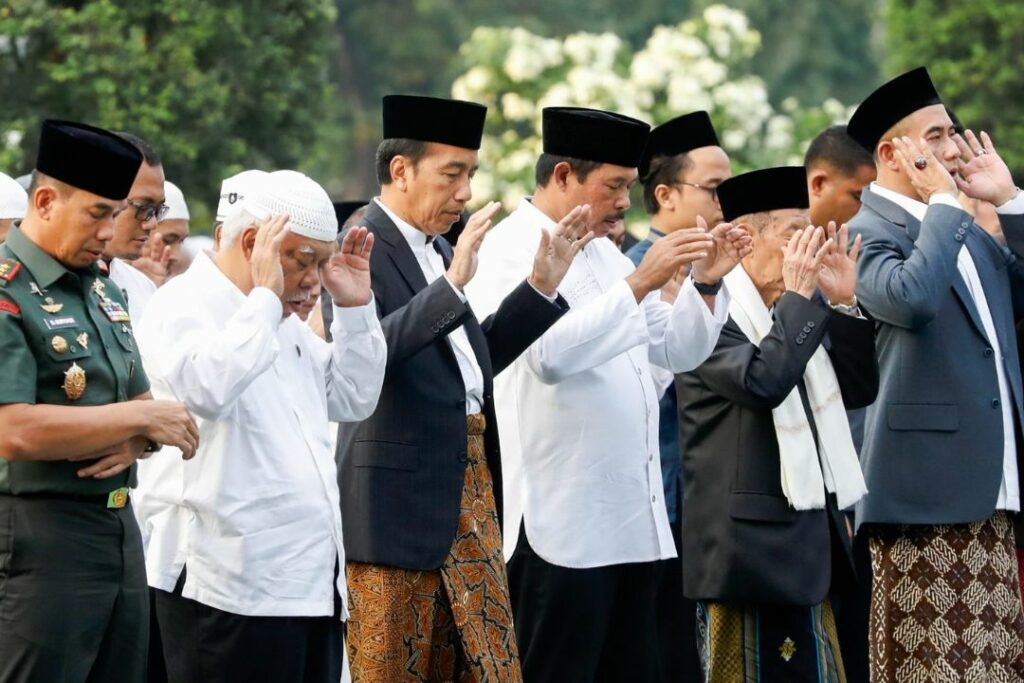 Presiden Jokowi dan Pj Gubernur Jateng Salat Iduladha di Simpanglima Semarang