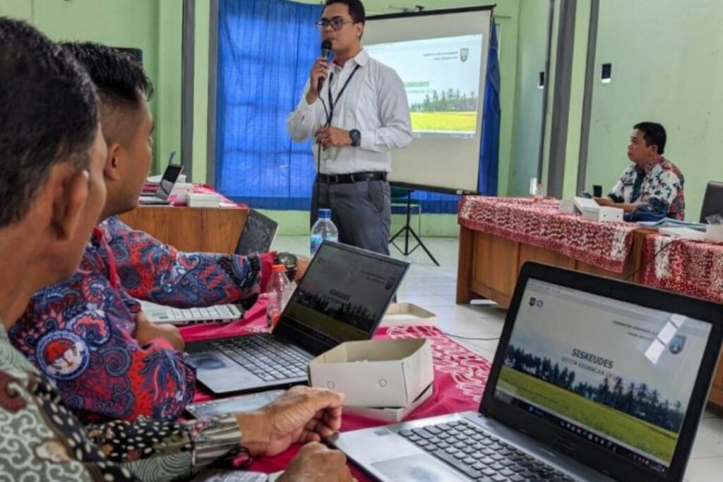 Pemkab Rembang Terapkan CMS di Seluruh Desa untuk Transparansi Keuangan