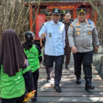 Poles Jembatan Merah Hutan Mangrove, Pemkab Rembang Anggarkan Rp 2 Miliar