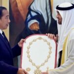 Jokowi Terima Penghargaan Order of Zayed dari Presiden MBZ