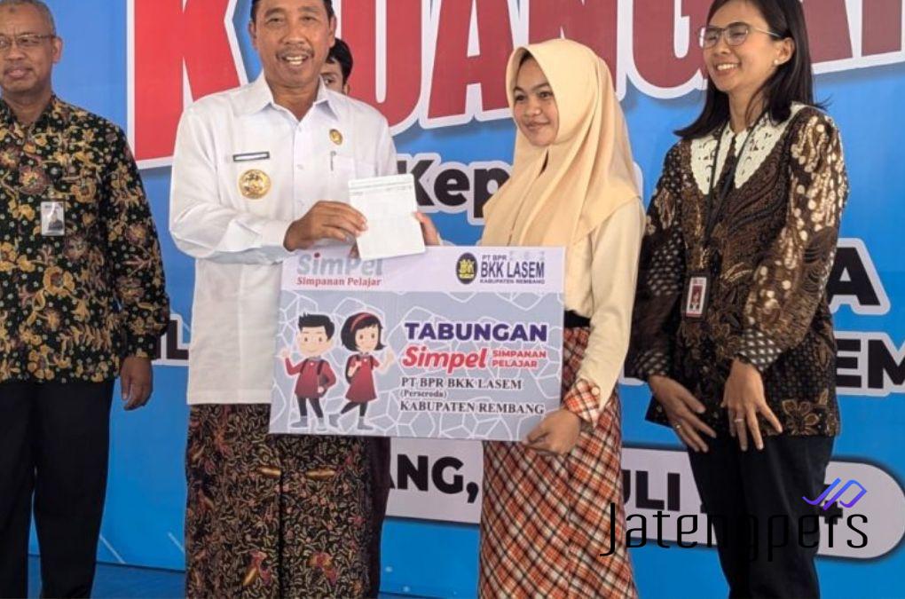 Meningkatkan Literasi dan Inklusi Keuangan, OJK Jawa Tengah Edukasi Siswa dan Guru Rembang