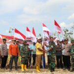 Peringatan HUT ke-79 RI, IARMI Blora Salurkan Bantuan Air Bersih dan Bendera di Bogorejo