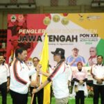 Pj Gubernur Jateng Lepas 758 Atlet, Targetkan Peringkat Tiga di PON 2024