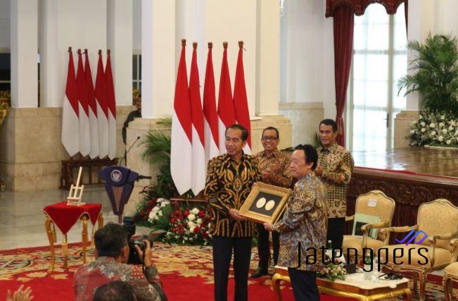 Presiden Jokowi Terima Penghargaan Tertinggi Bidang Pangan dari FAO