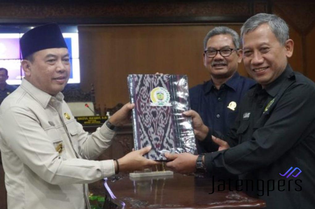 Rapat Paripurna, DPRD Jepara Setujui Kebijakan Umum APBD 2025