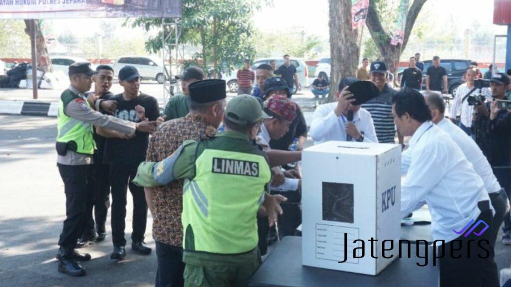 Simulasi Kericuhan Pilkada, Polres Jepara Tunjukkan Kesiapan Maksimal