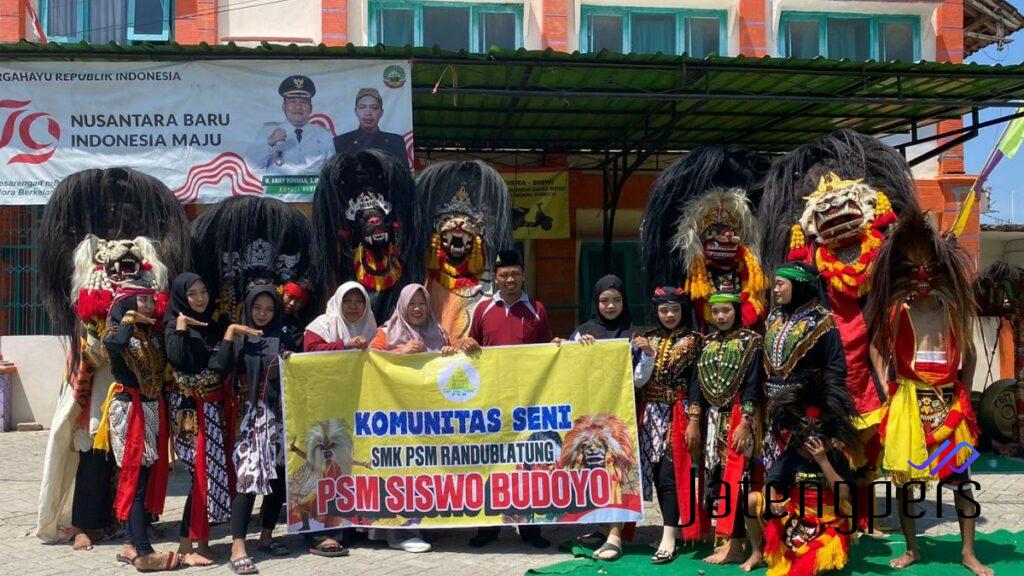 Barongan Siswo Budoyo Meriahkan Pembukaan HUT ke-81 Pesantren Sabilil Muttaqien