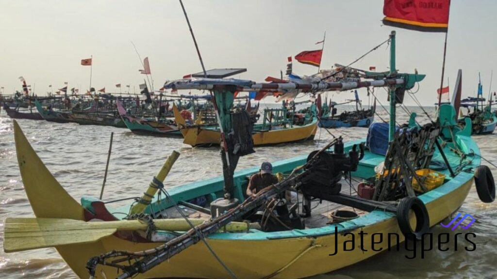 BMKG Jawa Tengah Keluarkan Peringatan Dini Gelombang Tinggi 2,5 Meter di Perairan Timur