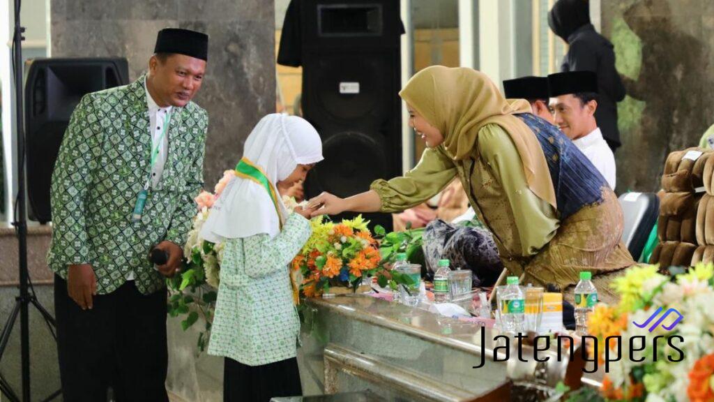 Bangga! Kudus Torehkan Rekor MURI dalam Pembelajaran Huruf Hijaiyah Metode Yanbu’a