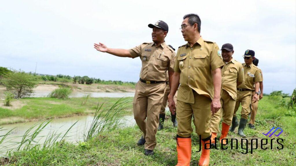 Pj. Bupati Kudus Tinjau Perbaikan Tanggul, Pastikan Kesiapan Hadapi Musim Hujan