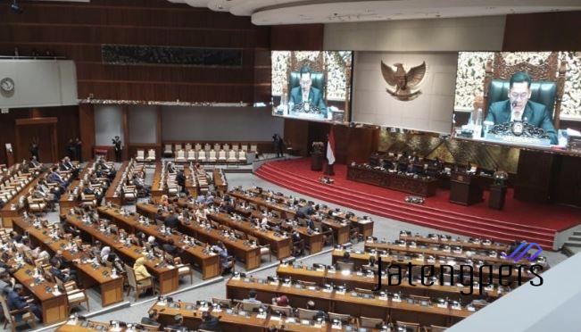 Rapat Paripurna Setujui RUU KUHAP Jadi RUU Usul Inisiatif DPR