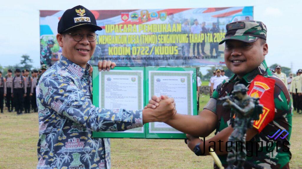 Resmi Dibuka! TMMD Sengkuyung Tahap I Fokus Bangun Jalan dan Perkuat Kebersamaan