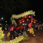 Spektakuler! Pertunjukan Barongsai dan Liang-Liong Warnai Cap Go Meh di Blo