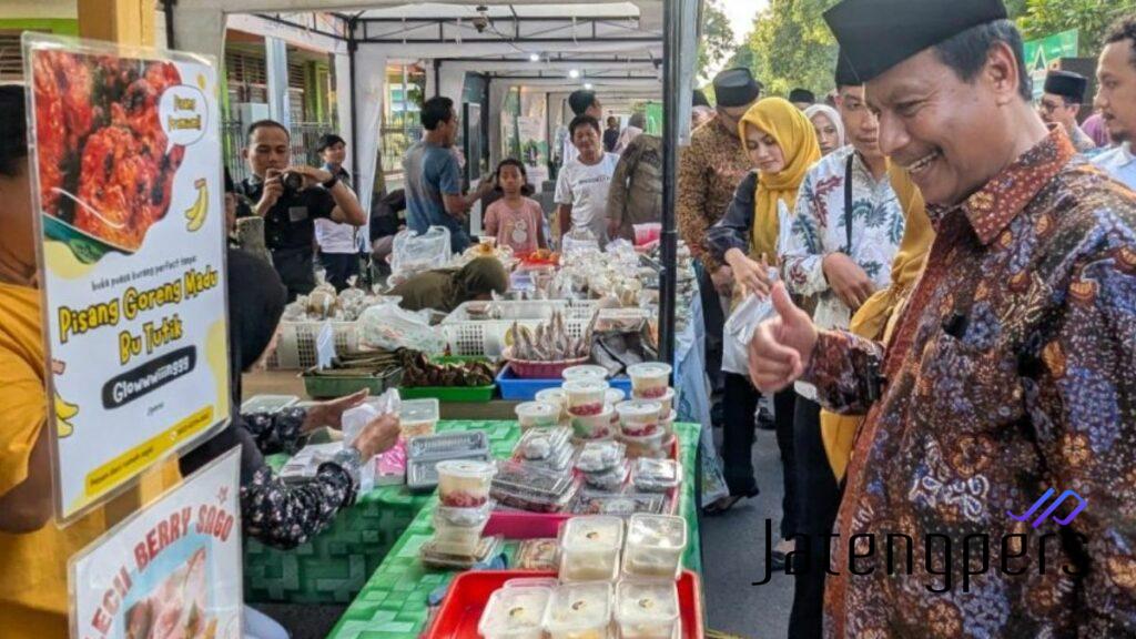 Festival Kampung Ramadan Rembang Resmi Dibuka, 125 UMKM dan PKL Ikut Meriahkan!