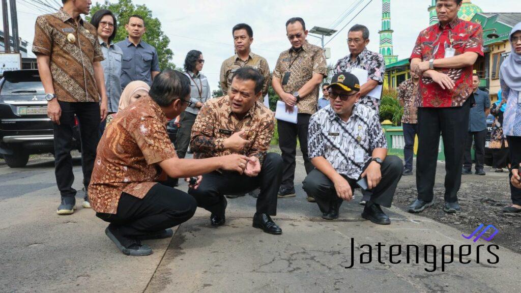 Jelang Mudik Lebaran, Pemprov Jateng Kebut Perbaikan Jalan Cangkiran-Boja-Sukorejo