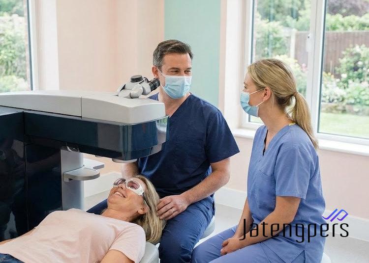 Kenali Prosedur, Risiko, dan Biaya LASIK Mata