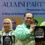 Bupati Blora Arief Rohman Terima Penghargaan Impactful UNNES Alumni Award 2026