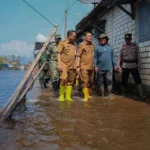 Gubernur Jateng Tinjau Lokasi Rob Pati, Siapkan Dana Perbaikan Tanggul